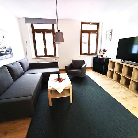 Zentral Und Ruhig In Auerbach Apartment เอาไอบาค ภายนอก รูปภาพ